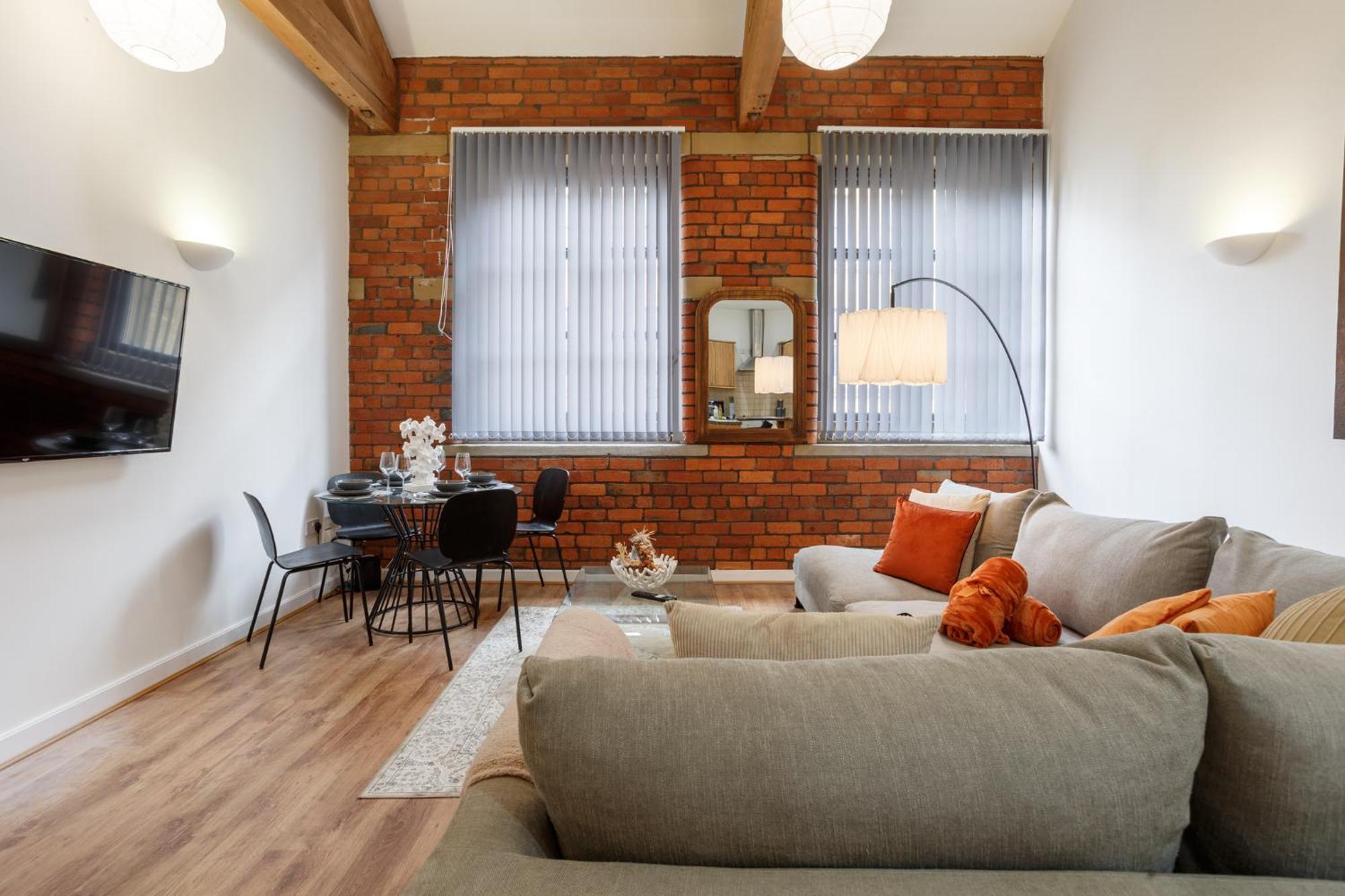 Cozy Downtown Loft In Bradford Apartment Bradford  Bagian luar foto